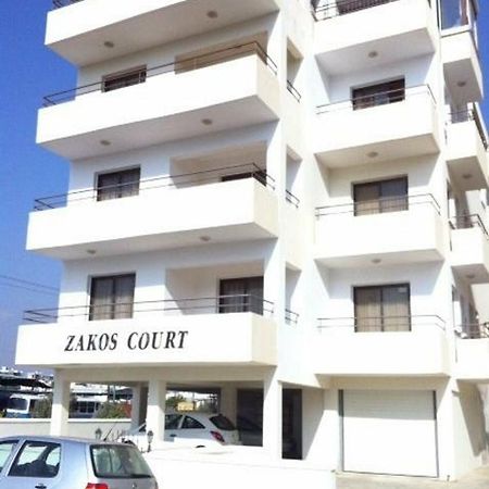 Zakos Court Apartments Lárnaca Exterior foto